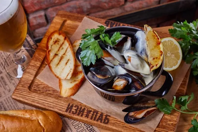 Октоберфест встречай по высшему разряду — Мидии в соусе