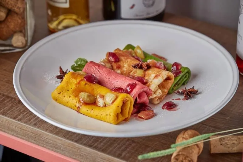 Масленица 2019 — Цветные блины с виноградным соусом