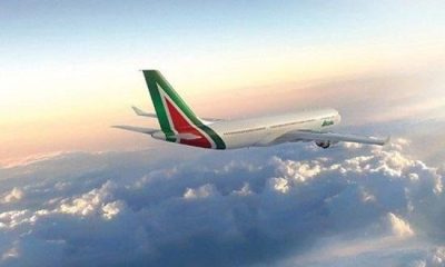 ALITALIA отменила сто рейсов