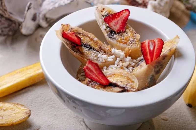 Постное и Вкусное — Спринг-ролл с бананом и соленой карамелью