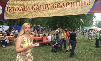 На Фестивале каши  свярят любимую кашу дошкольников и аристократов