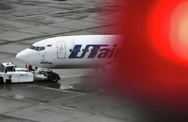 Самолет UTair вернулся во Внуково из-за проблем с шасси