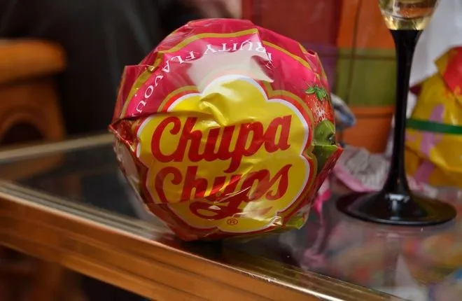 В Риме мужчина пытался ограбить кафе, угрожая чупа-чупсом