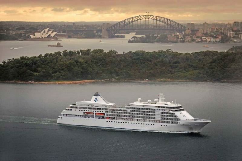 9 авторов и кругосветный круиз Silversea «Книга странствий»