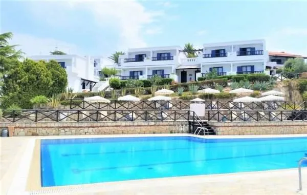 Agionissi Resort 4* - не идеальный