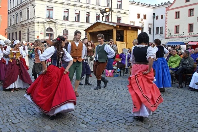 Запеченый гусь и молодое вино. День Святого Мартина в Чехии