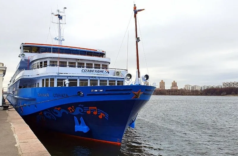 Теплоход «Лунная соната» закроет в Нижнем Новгороде Всероссийскую круизную навигацию 2019