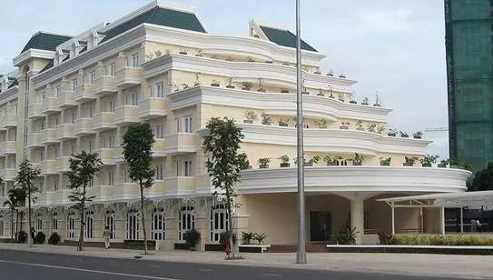 Vien Dong Hotel Nha Trang - Расположение превосходное