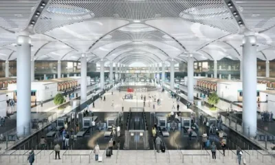 Аэропорт Стамбула запретил встречающих с табличками