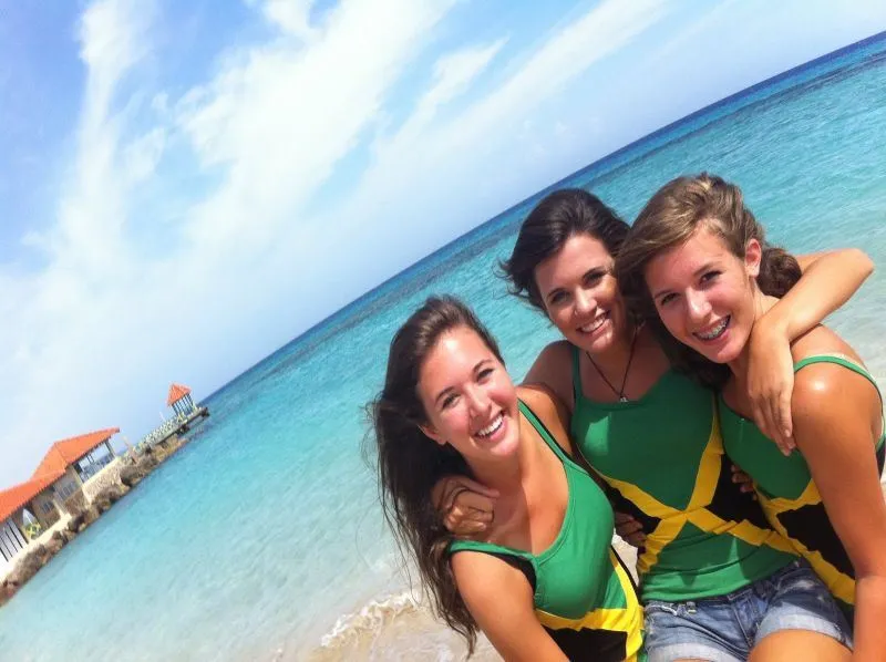 Десять туристических направлений, где пока можно не бояться коронавируса