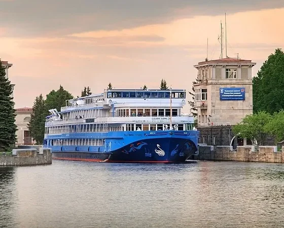 ТОП 10-причин отдохнуть этим летом в России