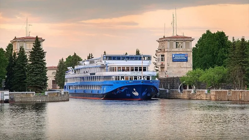 ТОП 10-причин отдохнуть этим летом в России