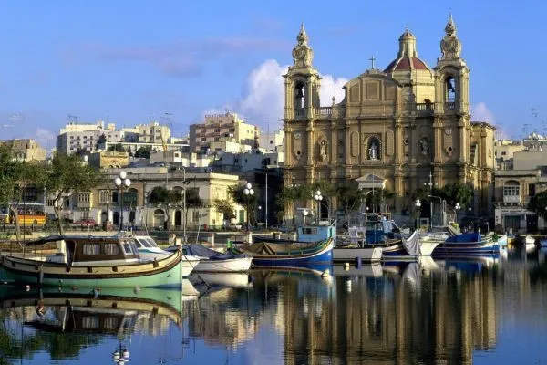 Обязательный карантин для всех туристов, прибывающих на Мальту