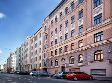 City Hotel Bruninieks - На небольшую остановку в Риге