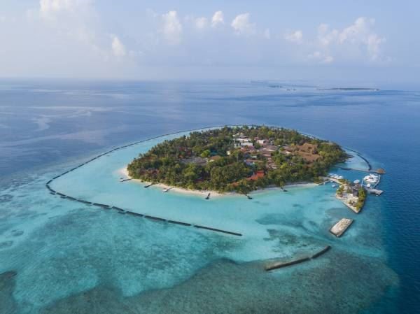 Kurumba Maldives переносит дату открытия