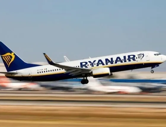 Самолет Ryanair сел в Осло после сообщений о бомбе на борту