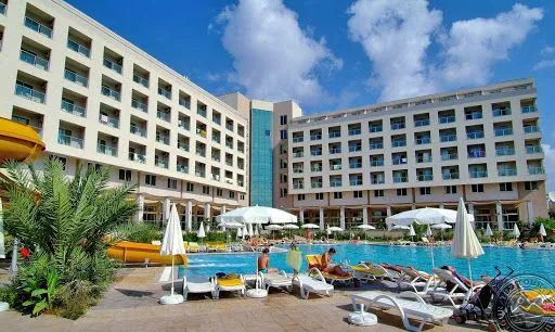 Hedef Rose Garden Hotel - с подругой в августе