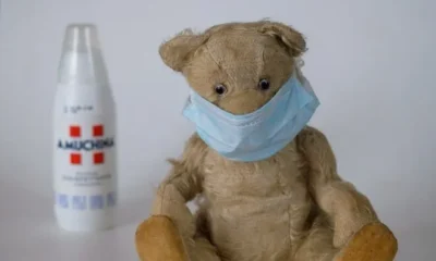 Европа вновь надевает маски