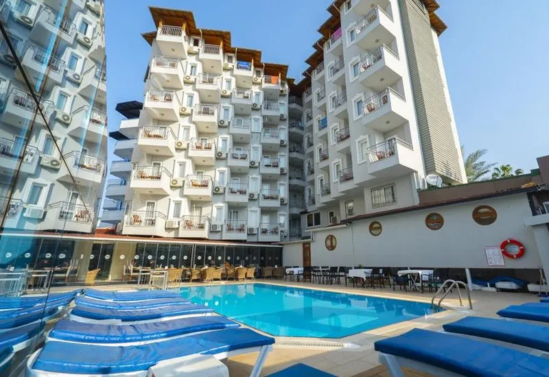 Azak Beach Hotel - отель для неприверед