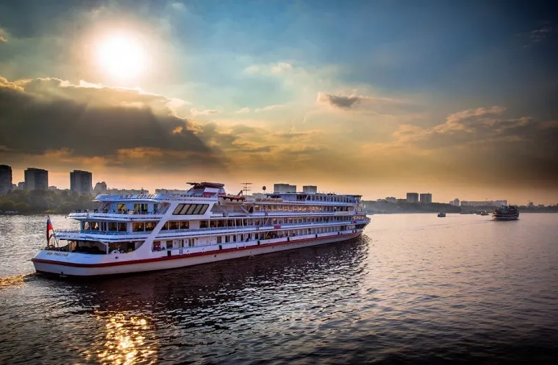 Казань – Нижний Новгород. Круиз выходного дня