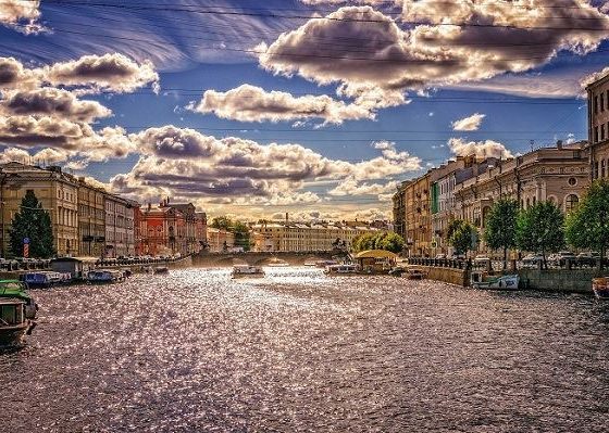 Какие новые ограничения введены для туристов в Санкт-Петербурге