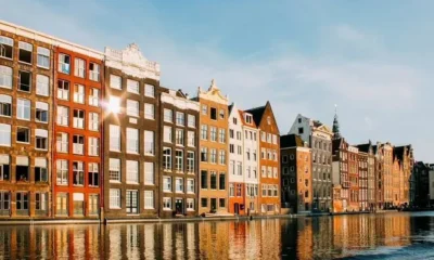 В Амстердаме снова состоялись протесты против ограничительных мер