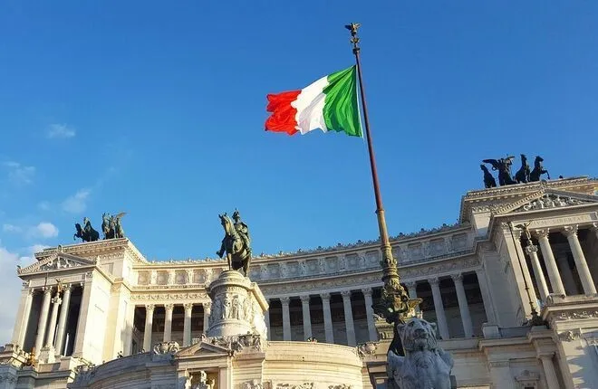 Италия возобновит прием российских туристов летом