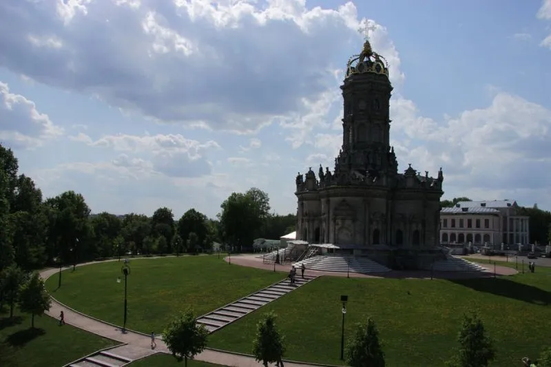 Знаменская церковь в Дубровицах — жемчужина архитектурного искусства