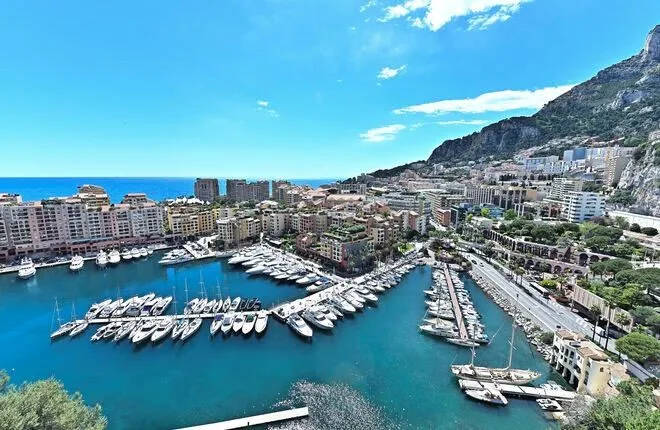 Монако ослабляет ограничения