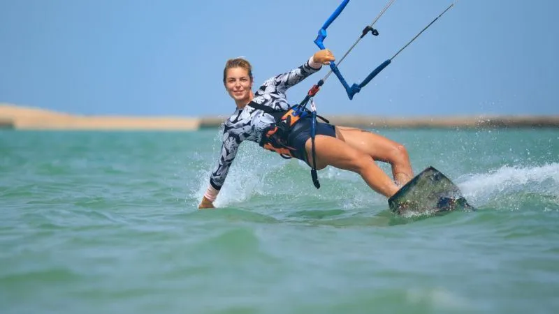 От дайвинга до кайтсерфинга: Путеводитель по красному морю