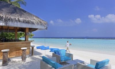 Отметить с любимыми в Kurumba Maldives