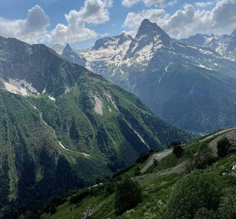 Шедевры от Бога. Величие и красота гор Домбая