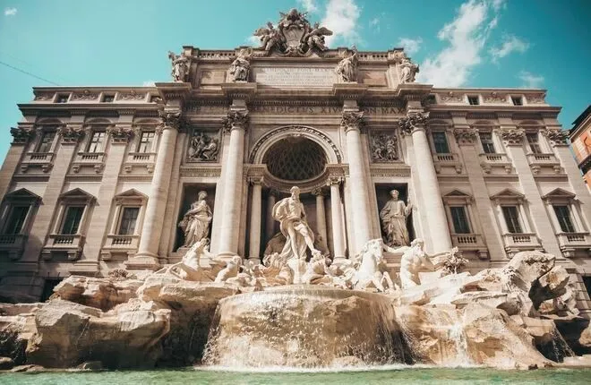 Италию смогут посещать туристы, привитые не признанными в ЕС вакцинами