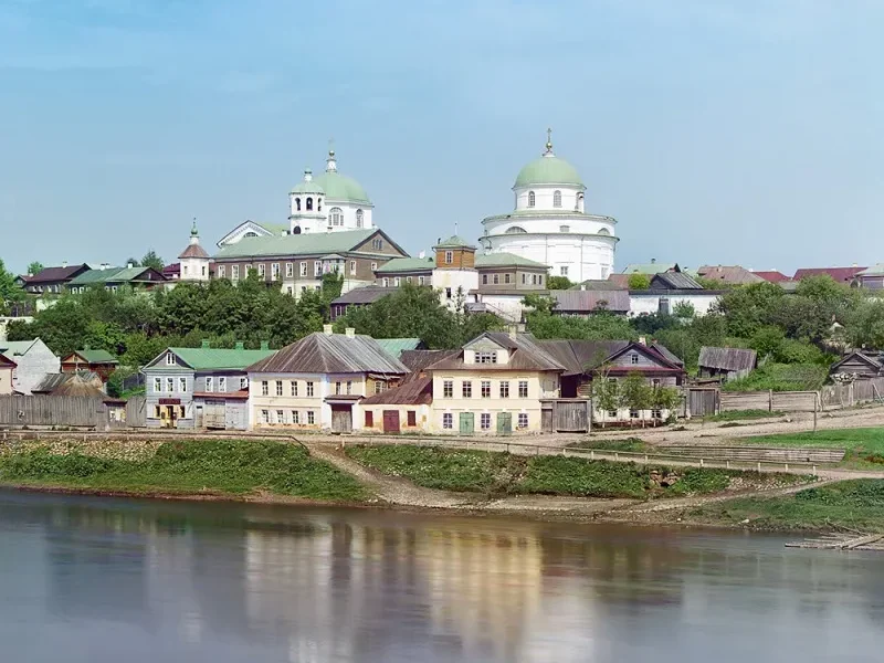 Торжок - это любовь? «Только вёрсты полосаты попадаются одне...»