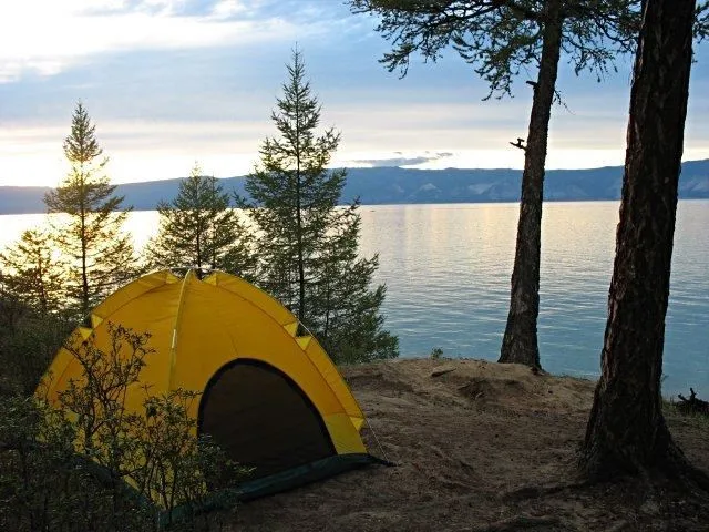 Туристы вредят Байкалу больше, чем целлюлозный комбинат — власти
