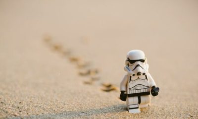 Lego полностью уходит из России