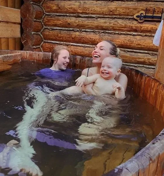 Глушаков показал ФОТО отдыха в бане с новой женой