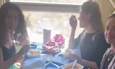 Доширак и минералка. Блиновская показала обед в фирменном поезде в Крым