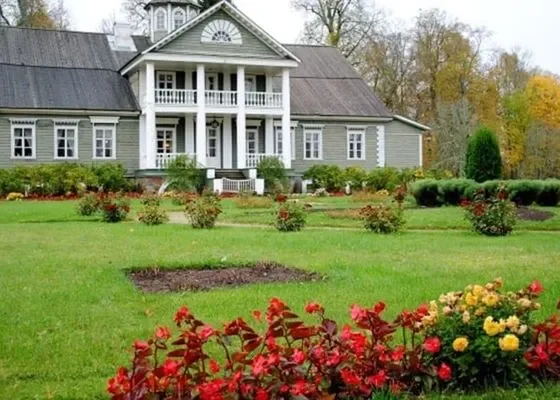 Что смотреть туристу в Пушкинских горах? ТОП-5 достопримечательностей