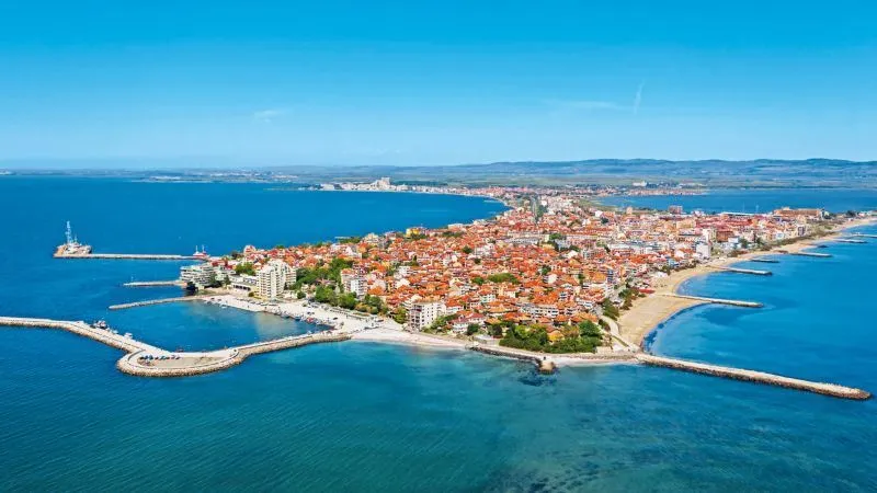 Россиянам рассказали, как остаться в одной из южных стран на ПМЖ