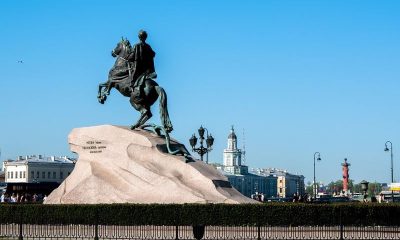 Власти Петербурга подвели итоги туристического сезона: туристов больше