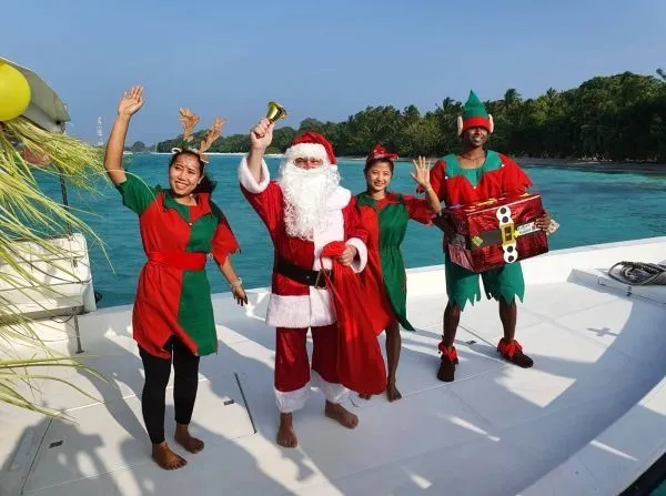 Счастливого Нового года от Kuramathi Maldives