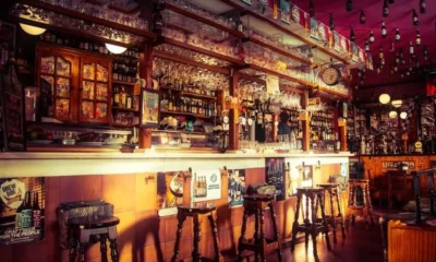 17 тыс. рублей за вход в бар. Туристы рассказали о ценах на ЧМ в Катаре