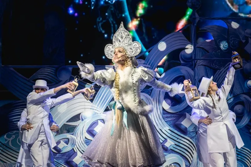 Куда сходить, что посмотреть в преддверии Нового года: Школа Снеговиков, Лукоморье и Китайское шествие