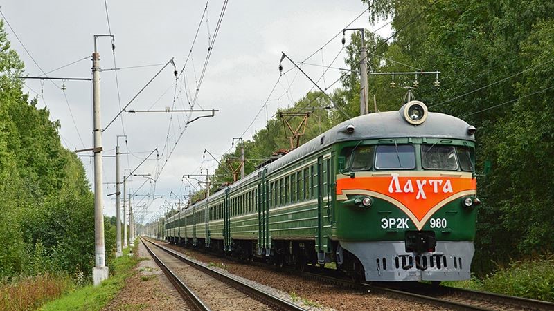 Из Петербурга в Выборг запускают ретро-электричку в стиле СССР