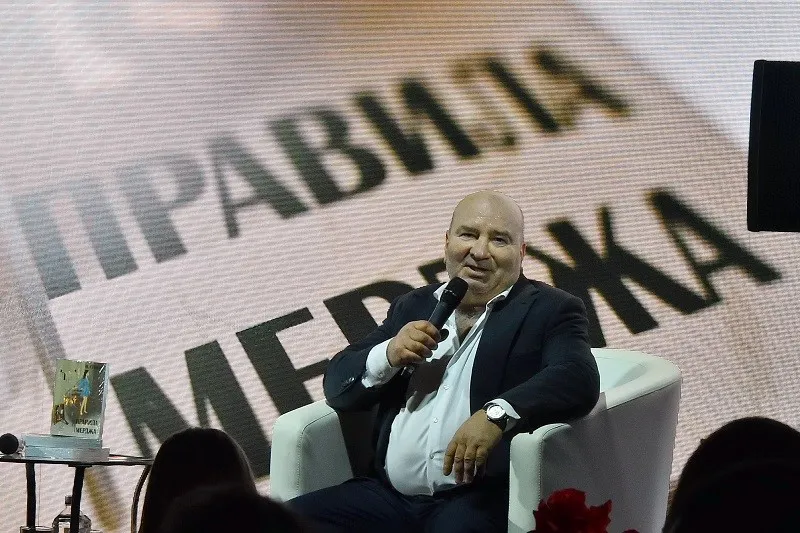 В Imperia Tower сыграли в квиз с автором бестселлера «Правила Мерджа»