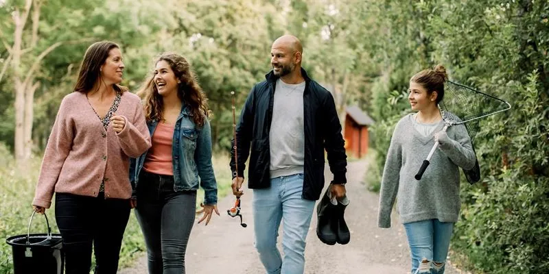 Почему родители должны путешествовать с детьми-подростками