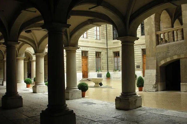 Историческое здание в центре Петербурга переоборудуют в отель