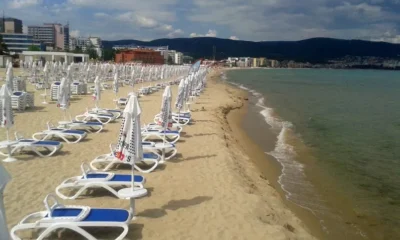 Болгария: цена аренды зонтика на пляже взята под государственный контроль