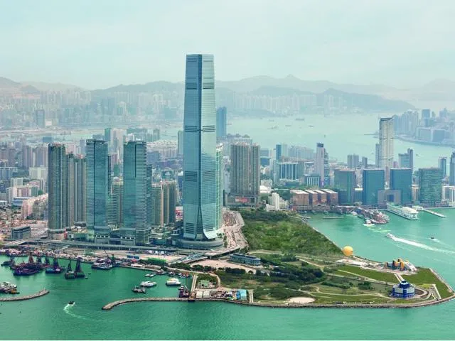 Новая достопримечательность Гонконга – Небесная терраса Sky 100